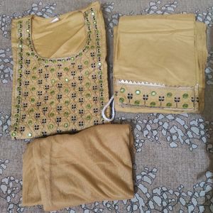 Kurta Set Trouser With Dupatta