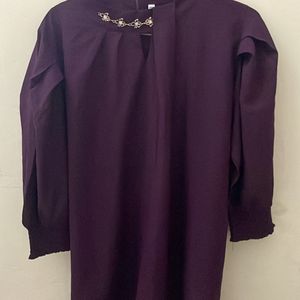 Beautiful Wine Colour Top. Almost New. Back Zipper