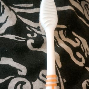 Colgate Brush Good Condition