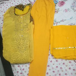 Long Kurti With Legging Dupatta