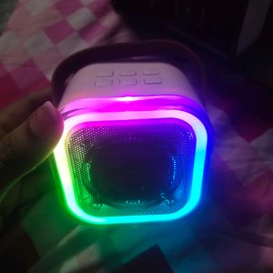 Wireless Karaoke Spaker