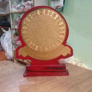 Round Trophy