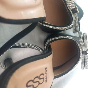 SSS brand Black Heels (Women's)