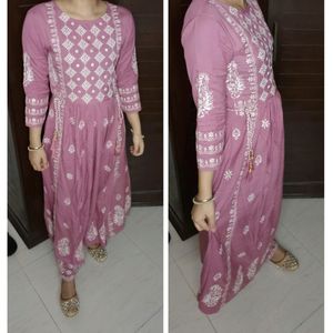 Women Mauve Lakhnavi Embroidered Partywear Suit