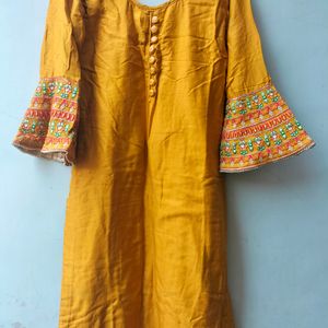 Mustard Kurti