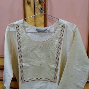 Avaasa Brand New Kurta