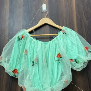 Green Crop Top With Inner Velvet Layer