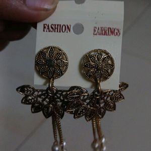 Earings