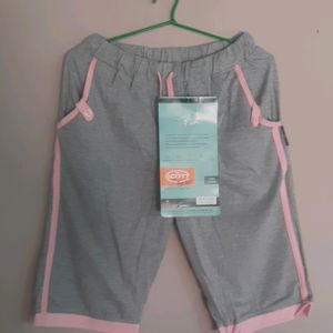Capri For Girls With Tag(70) Cm