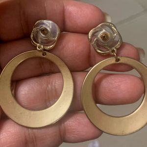 Golden Earrings With A Bead