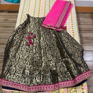 Black And Gold Ethic Skirt With Duppata