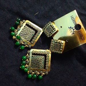 Beautiful Green Earrings