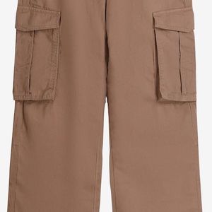 Bershka Cargo With Adjustable Belt