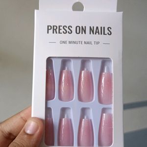 Pink Press On Nails 💗