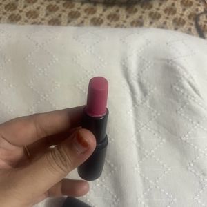 Faces Canada Matte Lipstick