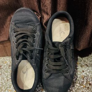 Casual Black Sneakers For Women