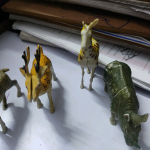 Used Plastic Wild Animals For Kids