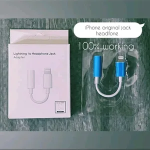 audio connector for apple mobile just rs.140 only