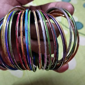 Multicolored Bangles😊