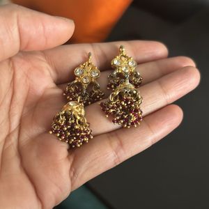 Beautiful  Maroon Jhumka