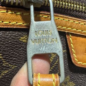 Louis Vuitton Evora Monogram Shoulder Bag