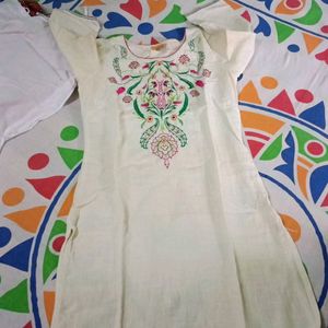 Aurelia Kurta