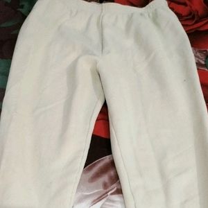 White pant