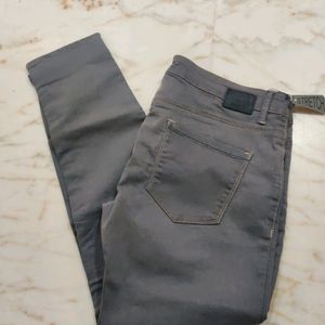 Stretchable Grey Jeans