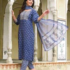 Kurta Set With Dupatta New