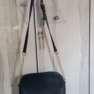 Lino Perros Black Sling Bag