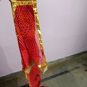 Dupatta from women