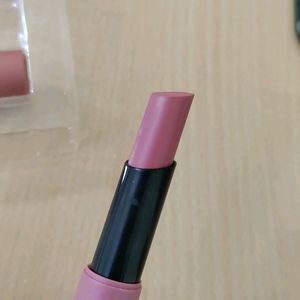 Mars Peaches and nude shade lipstick