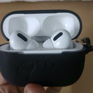 OFFER 🥳AirPod Pro With Case 🖤