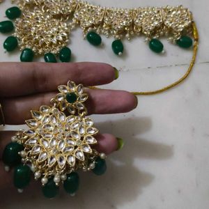 Green Kundan Set