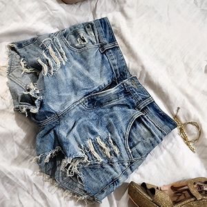 🌹🥂 Sexy Distressed Summer Shorts 🥂🌹