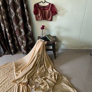 Gold Embellished Sequins Saree