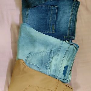 Recap Light Indigo Jeans