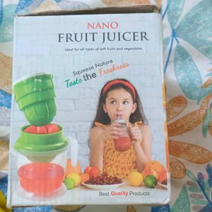 Hand Juicer