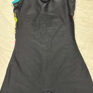 Reebok Swimsuit For Girls Bust Is 28