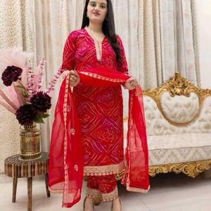 Beautiful Bndhni Look V Neck Suit