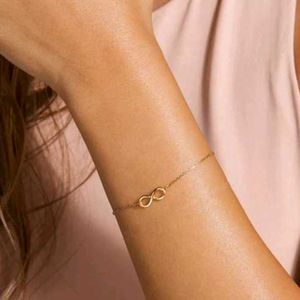 Infinite Shape Bracelet