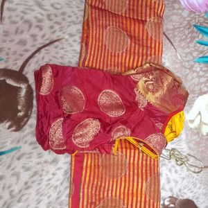 Silk Saree With Desgined Blouse Stitched