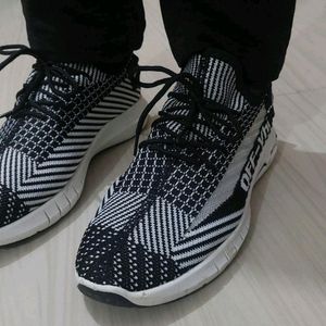 Shoes  Men Sneakers