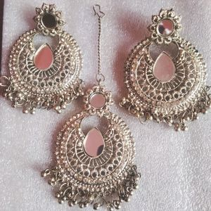 Beautiful Earrings With Bindiya