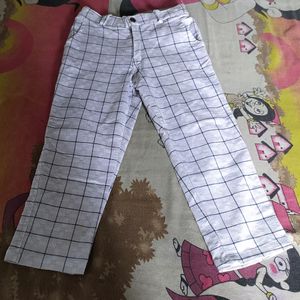 Stylish Kids Cotton White Check Pant for Boys