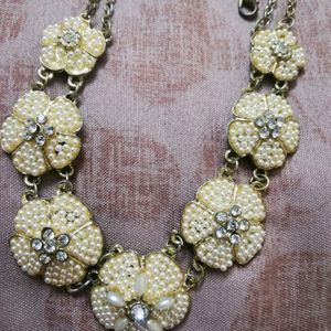 White Pearl Necklace And Earrings Set