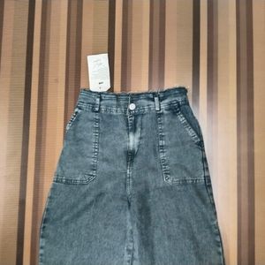 S-79 Size 32 Straight Fit Women Denim Jeans