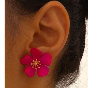 Studs Pink flower Earrings