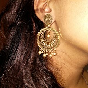 GOLDEN EARRINGS