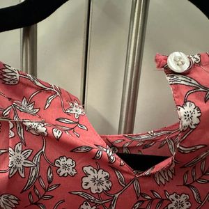 XL size Beautiful Pink Flowered Dress W/ Belt